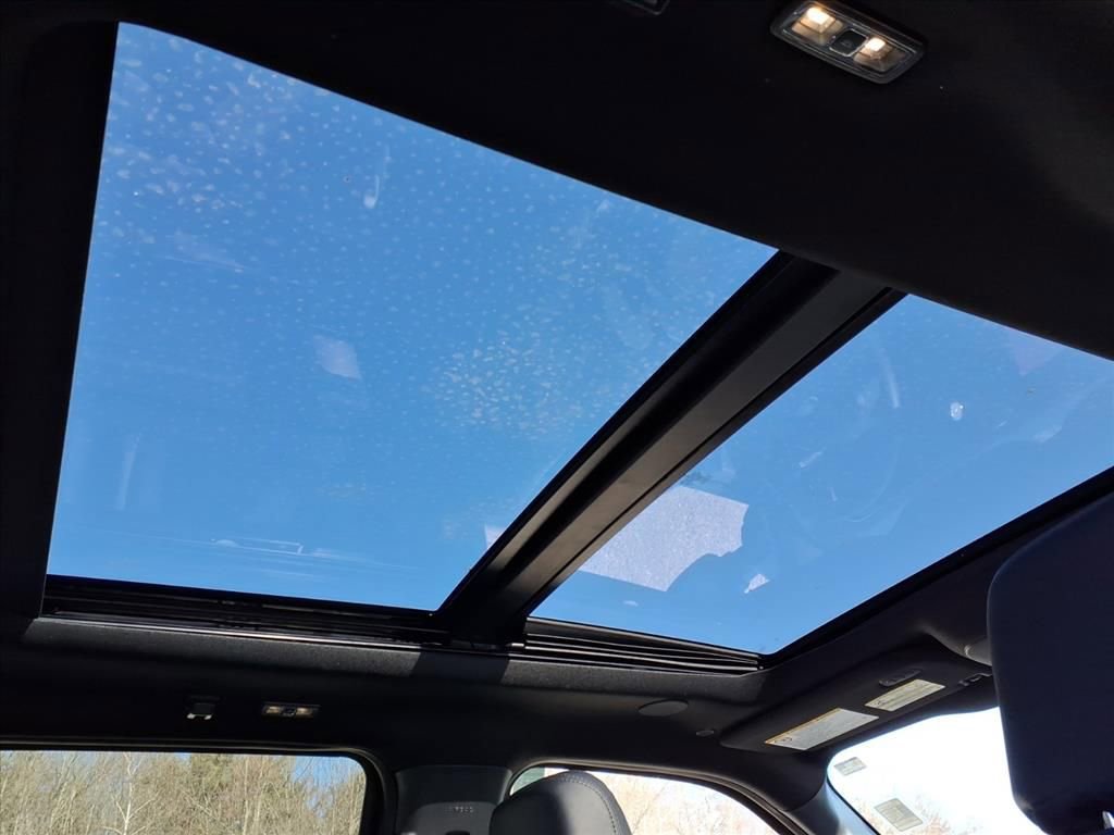 New 2026 Ford F350 Platinum w/ FX4 Off-Road Package image 14