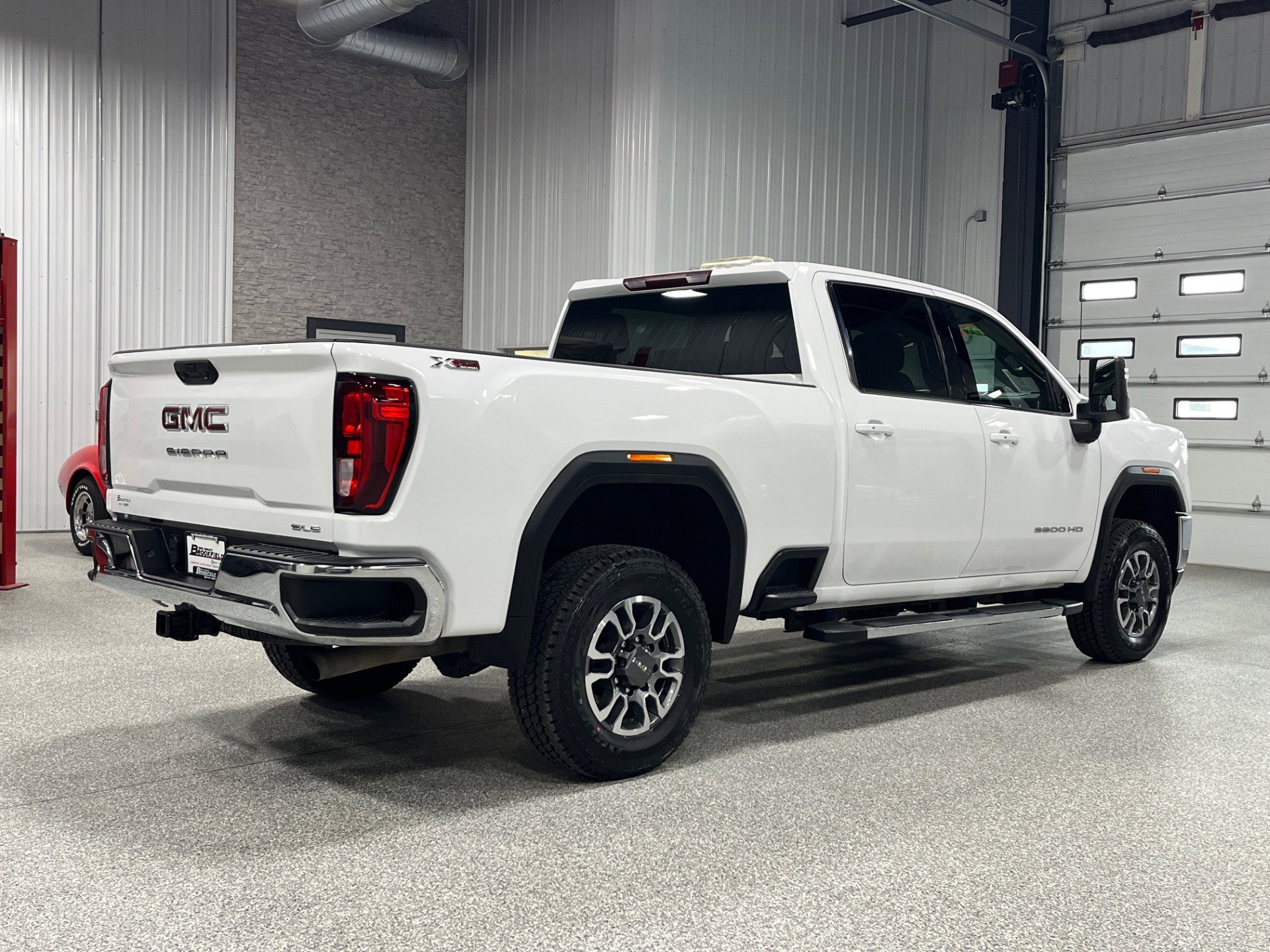 Certified 2022 GMC Sierra 2500 SLE w/ SLE Convenience Package image 6