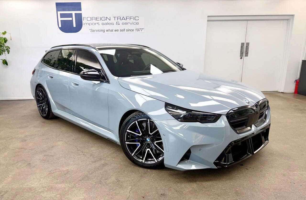 Used 2026 BMW M5 Touring video 1
