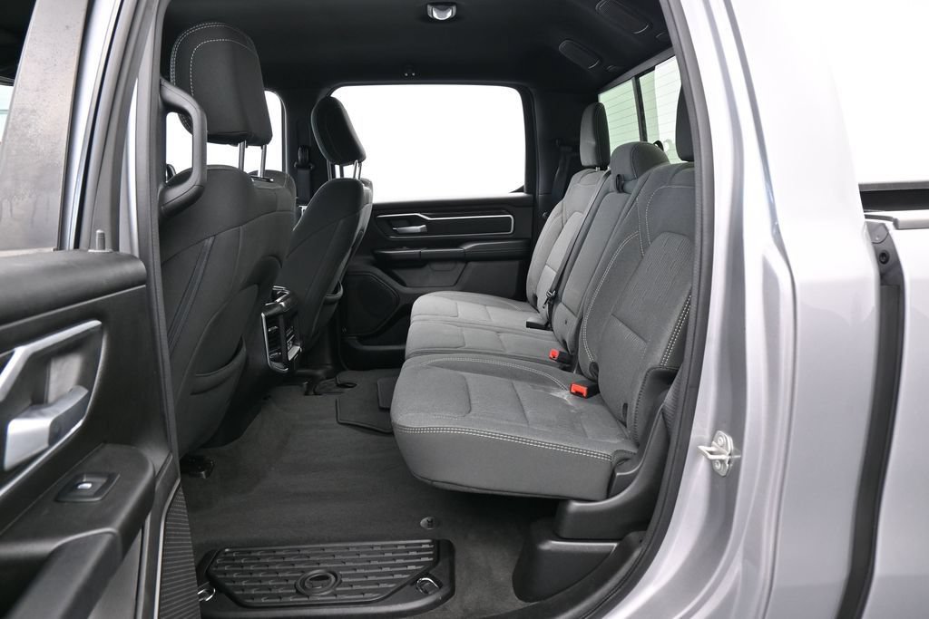 Used 2023 RAM 1500 Big Horn AWD/4WD image 30