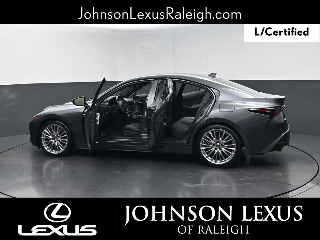 Certified 2025 Lexus IS 300 w/ Premium Package RWD image 36