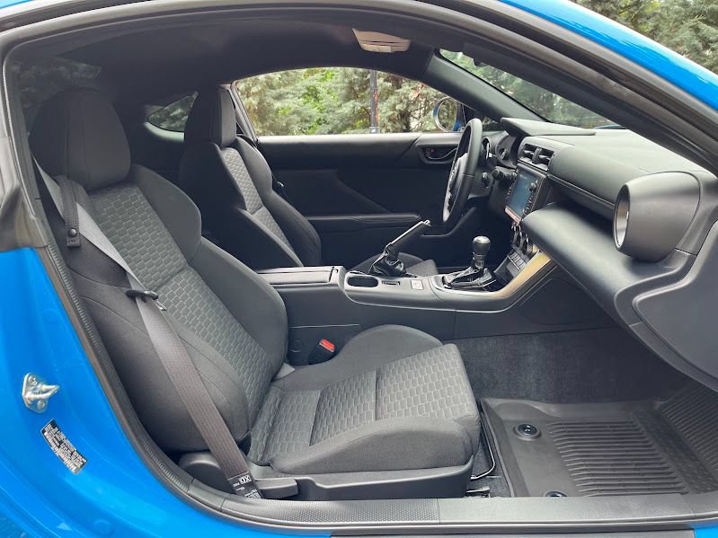 Used 2023 Toyota GR86 w/ ALL Weather Mat Package (TMS) RWD image 35