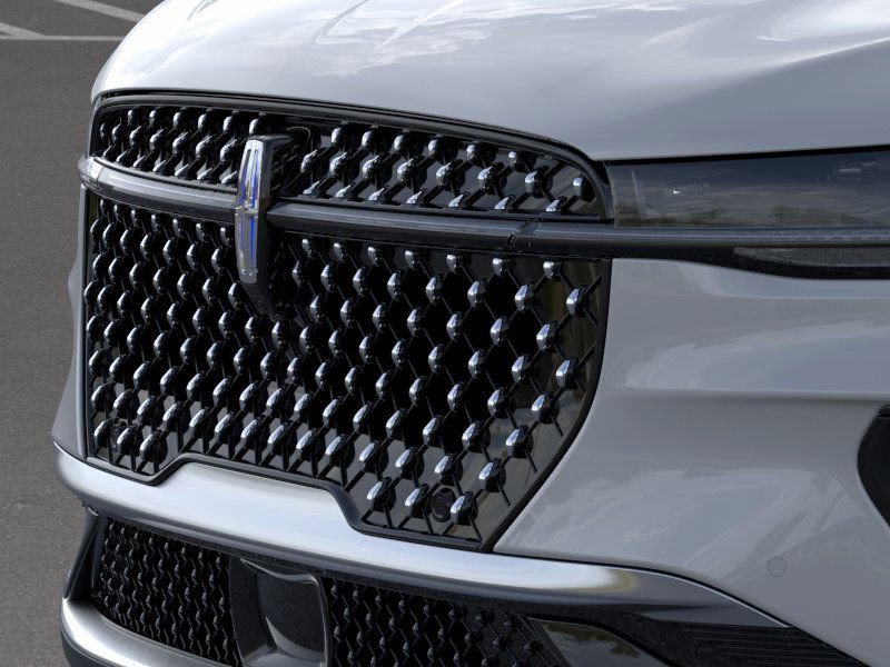 New 2026 Lincoln Nautilus Premier image 17