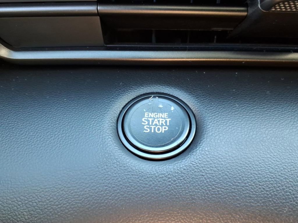 New 2025 Hyundai Elantra Sport image 29
