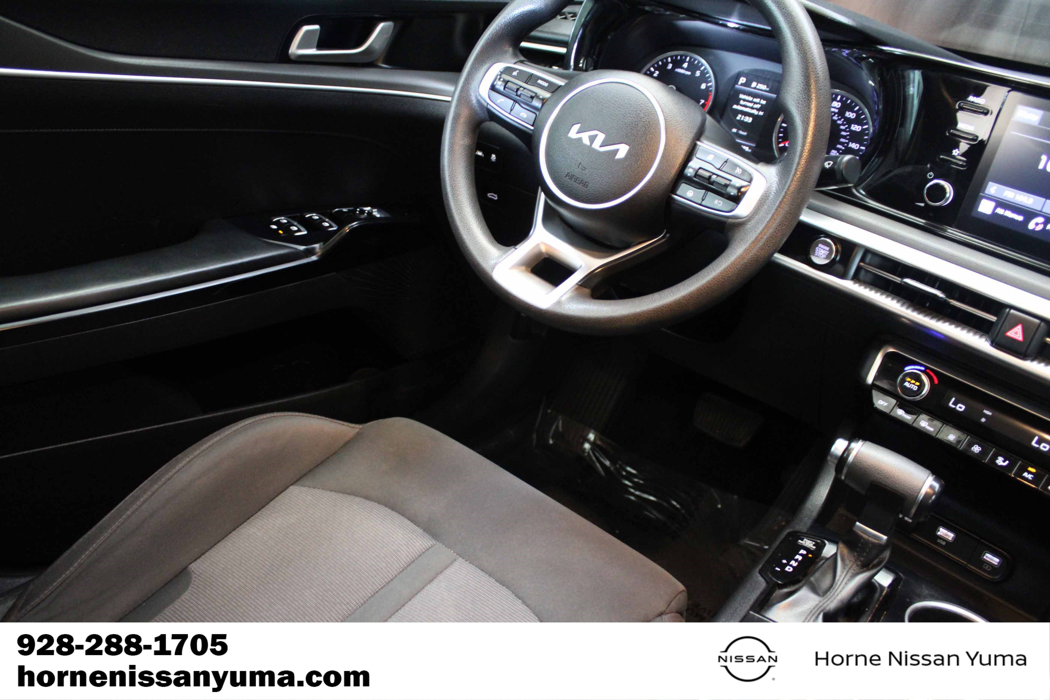 Used 2022 Kia K5 LXS FWD image 4