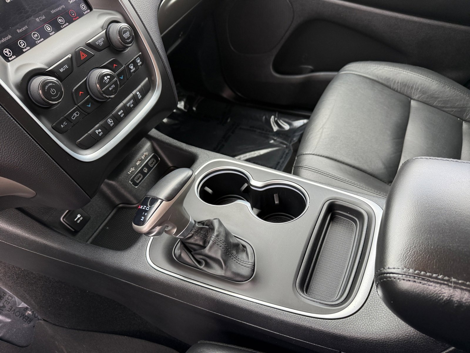 Used 2020 Dodge Durango SXT image 13