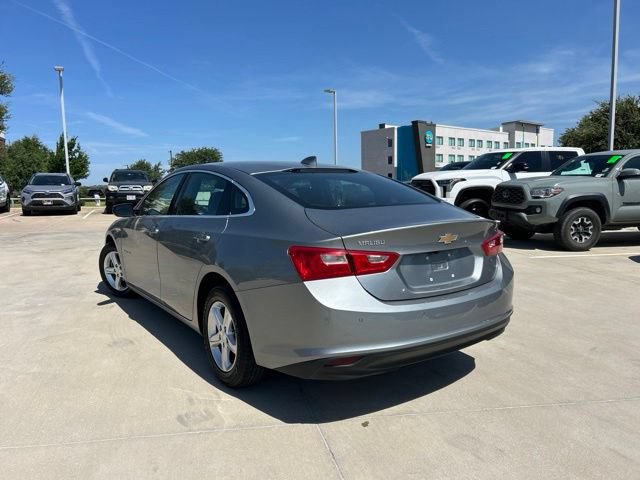 Used 2024 Chevrolet Malibu LT FWD image 5