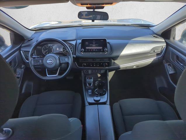 Used 2024 Nissan Rogue S AWD/4WD image 17