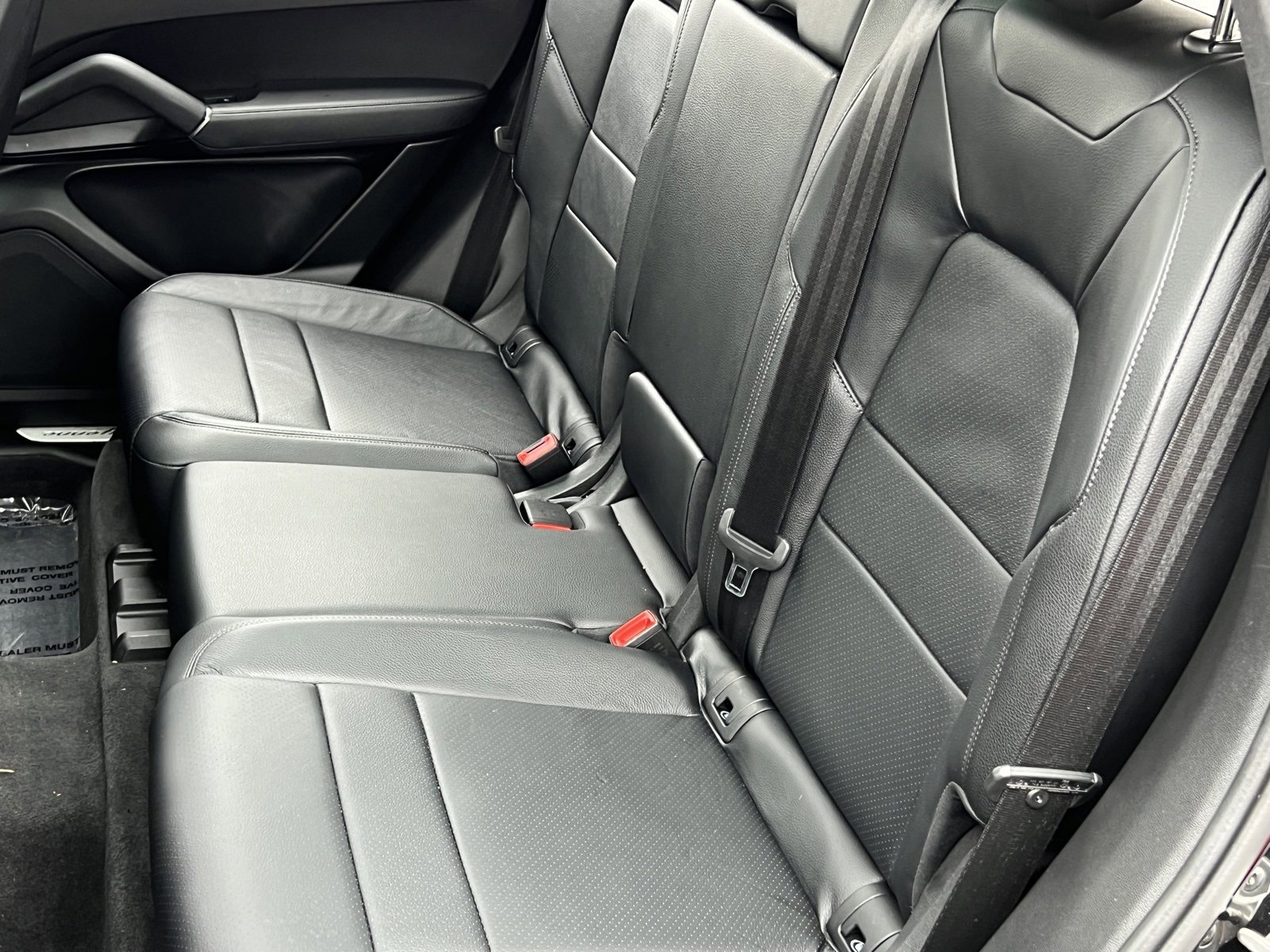 Certified 2023 Porsche Cayenne image 16