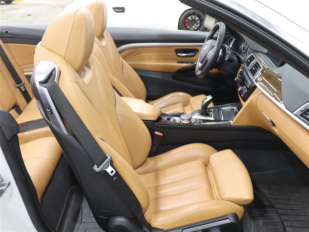 Used 2018 BMW 430i xDrive Convertible image 15