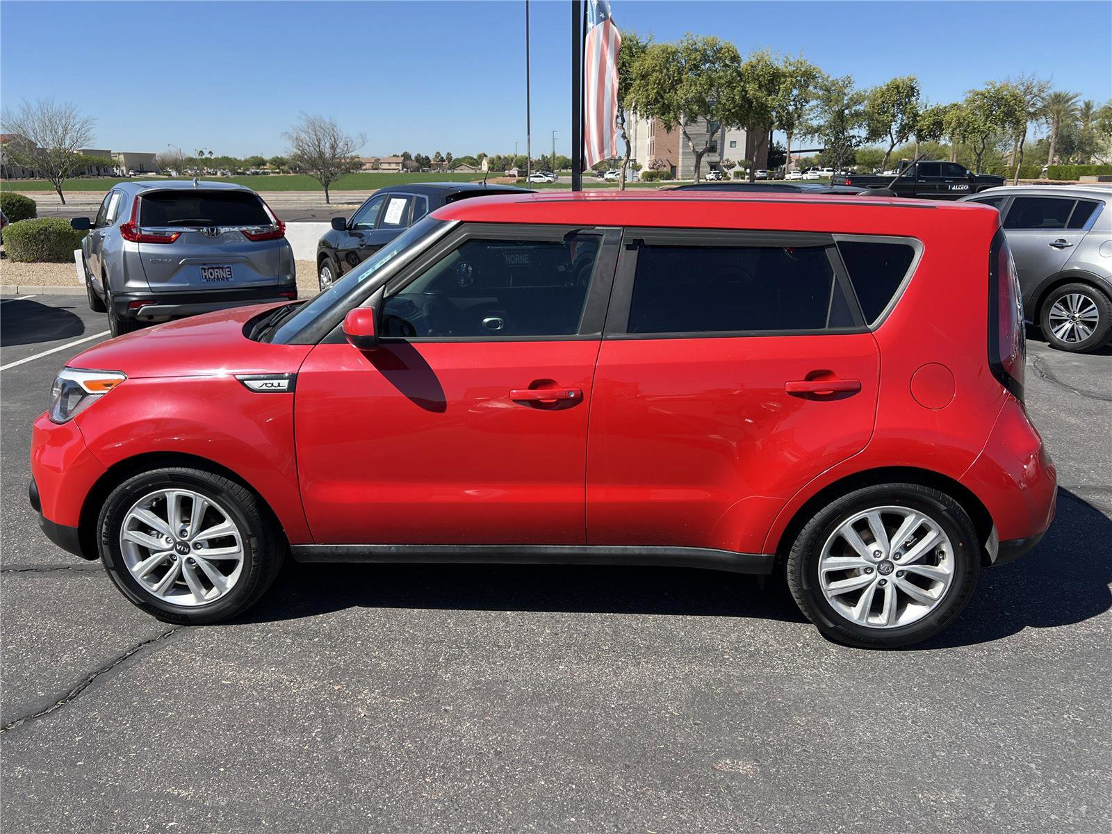 Used 2017 Kia Soul + FWD image 8