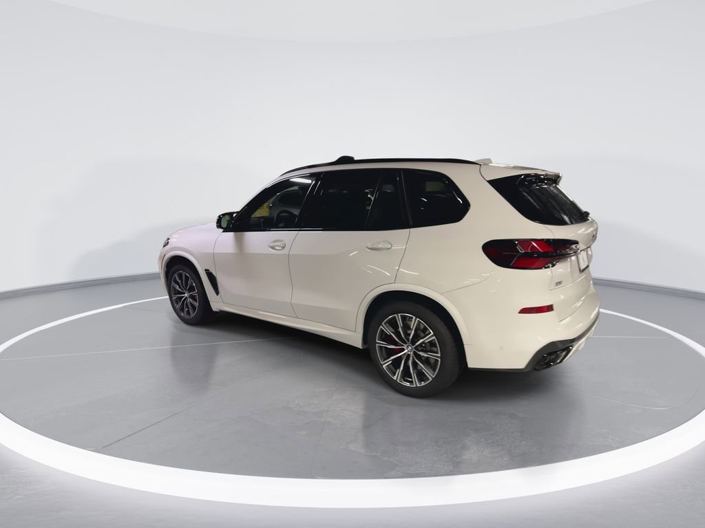 New 2026 BMW X5 M60i w/ Climate Comfort Package image 6
