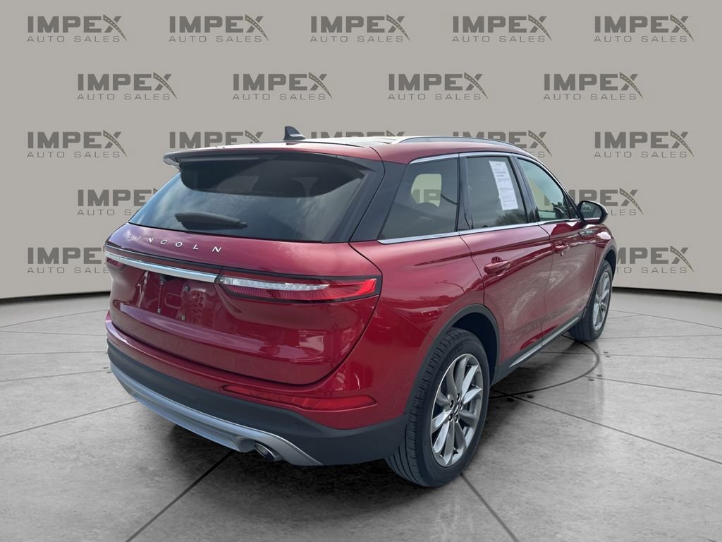 Used 2022 Lincoln Corsair AWD w/ Premium Package image 5