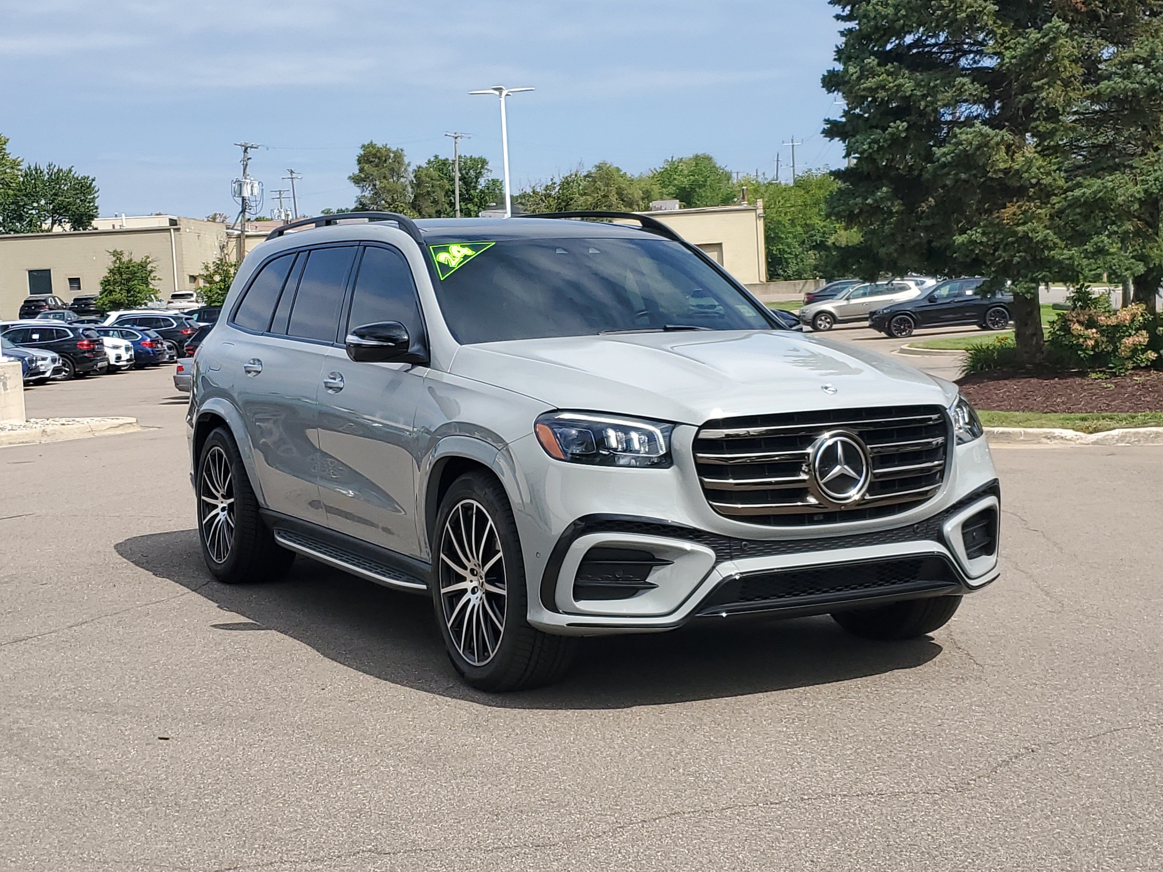 Used 2024 Mercedes-Benz GLS 580 4MATIC image 7