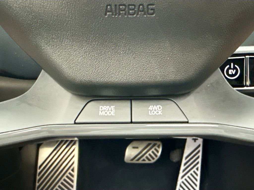 Used 2024 Kia EV9 GT-Line image 13