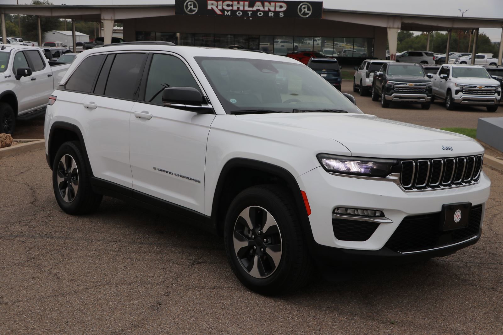 Used 2024 Jeep Grand Cherokee Limited 4xe