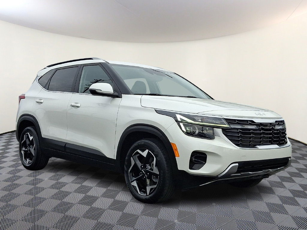 Used 2024 Kia Seltos EX