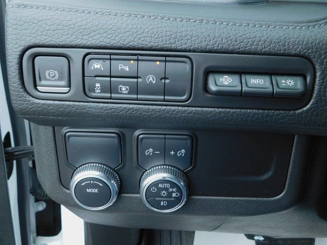 Used 2023 GMC Yukon Denali image 36