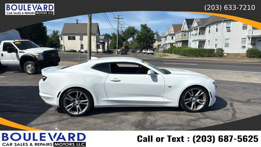 Used 2020 Chevrolet Camaro LT w/ RS Package RWD image 8