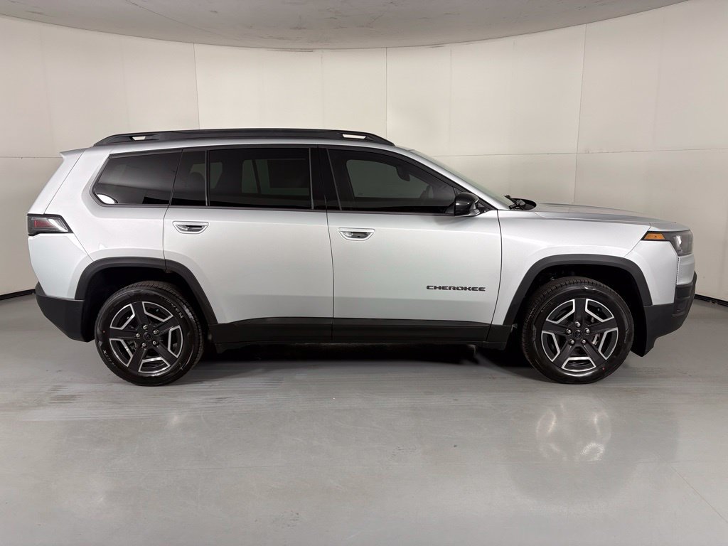 New 2026 Jeep Cherokee Laredo AWD/4WD image 9