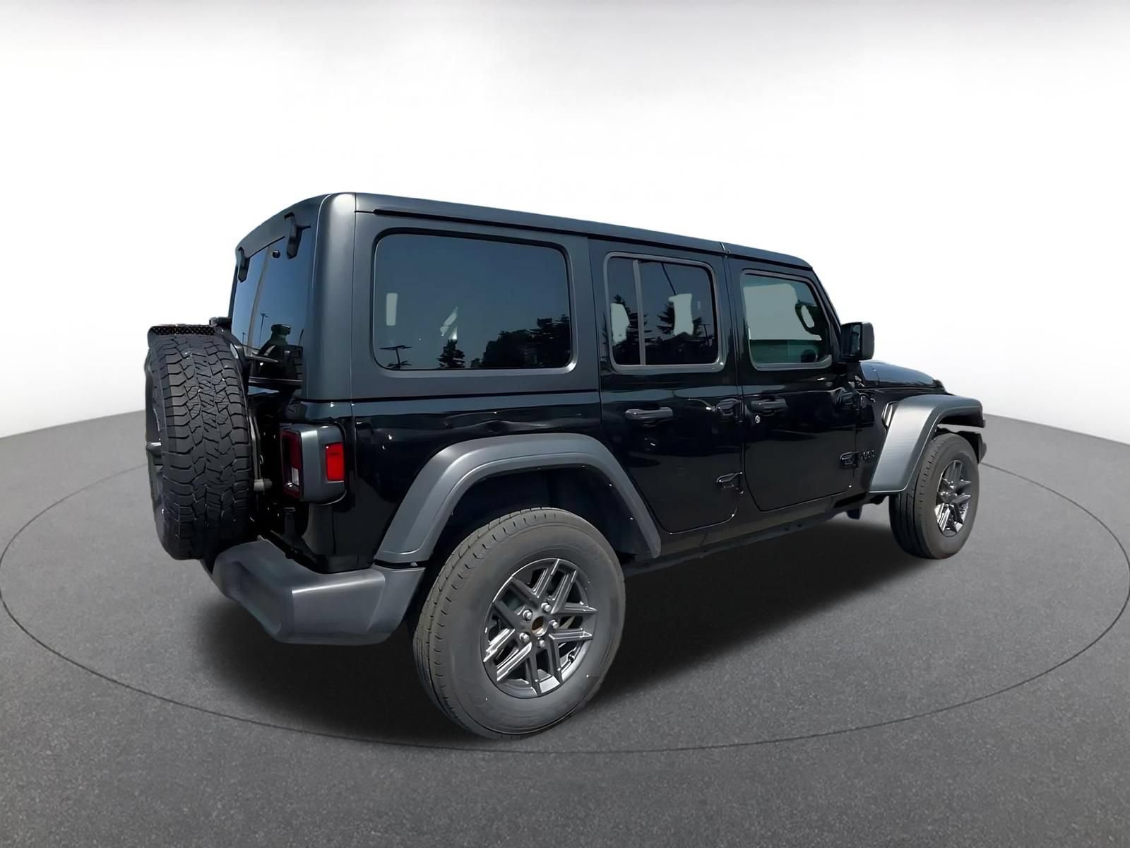 Used 2025 Jeep Wrangler Unlimited Sport AWD/4WD image 12