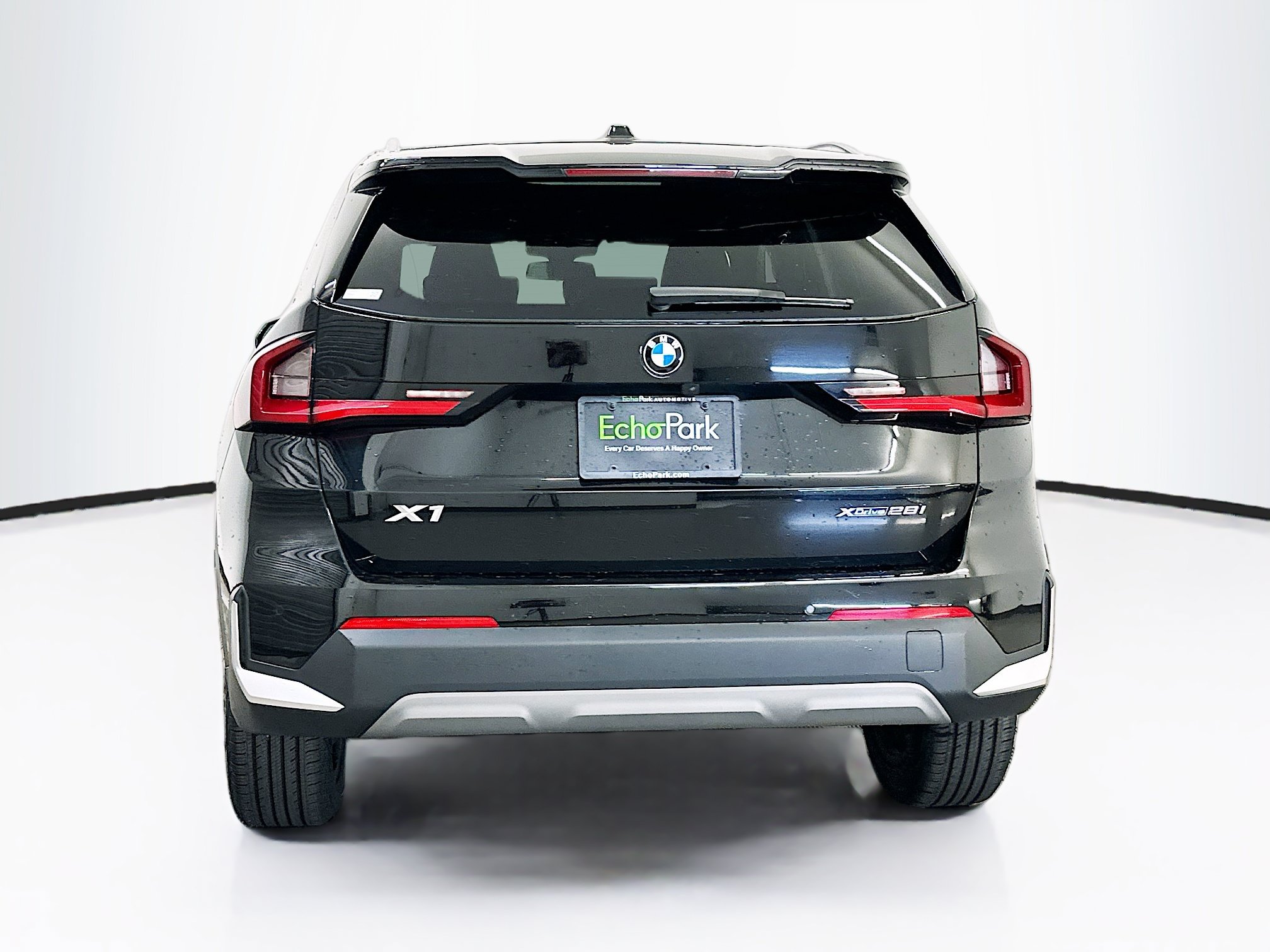 Used 2023 BMW X1 xDrive28i AWD/4WD image 7