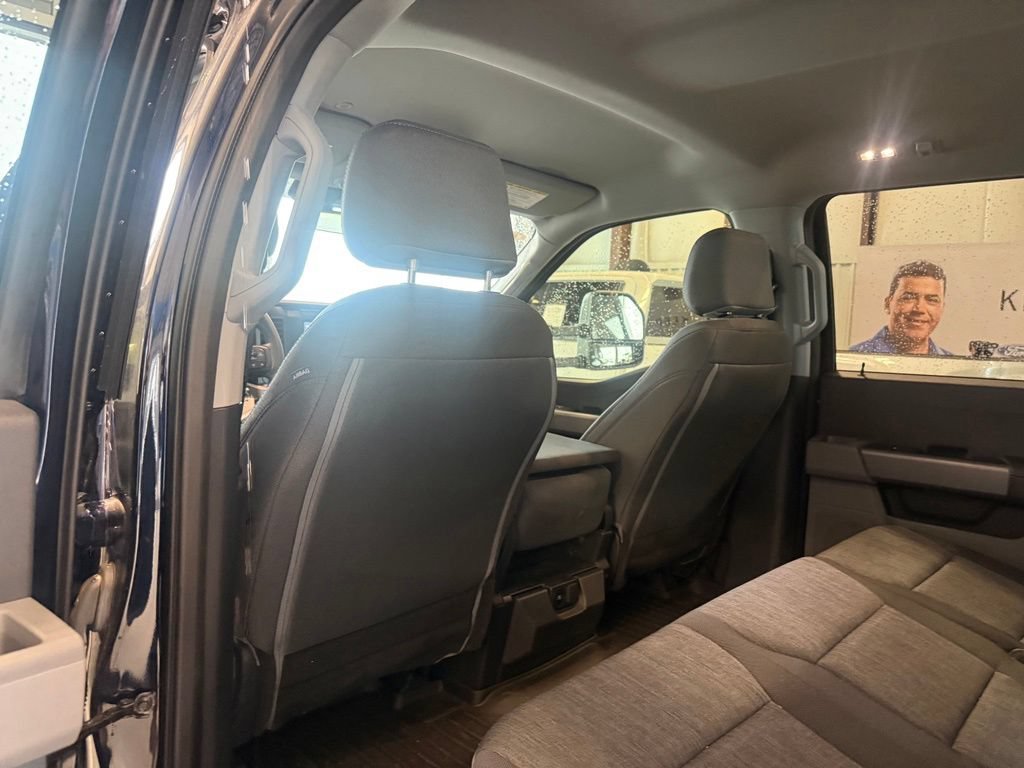 Used 2023 Ford F250 XL w/ STX Appearance Package AWD/4WD image 9