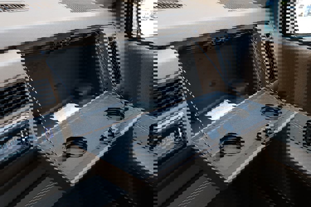 Used 1994 GMC Yukon 4WD 2-Door image 46