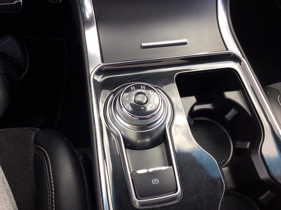 Used 2019 Ford Edge ST w/ Cold Weather Package image 15