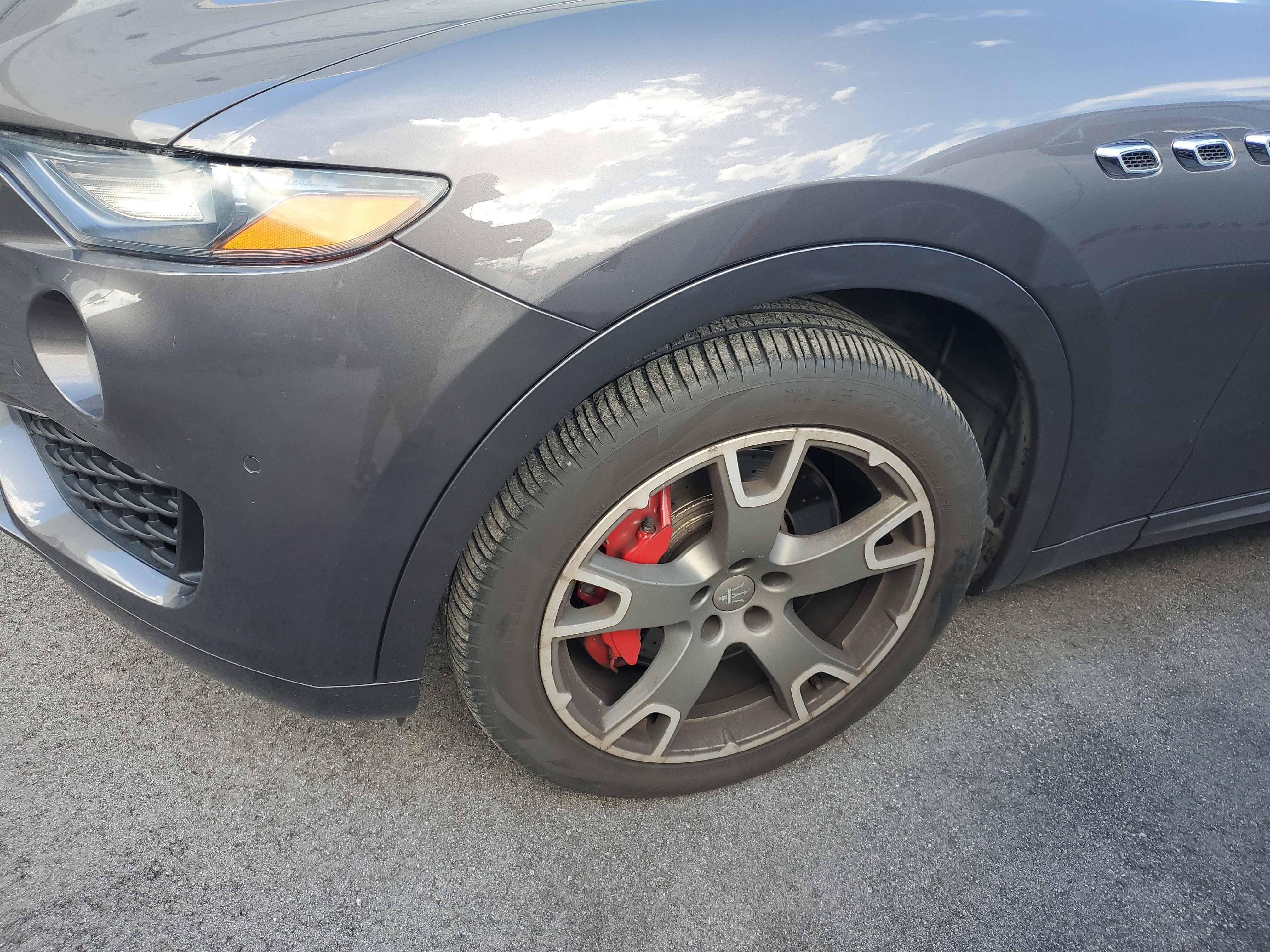 Used 2017 Maserati Levante S AWD/4WD image 5