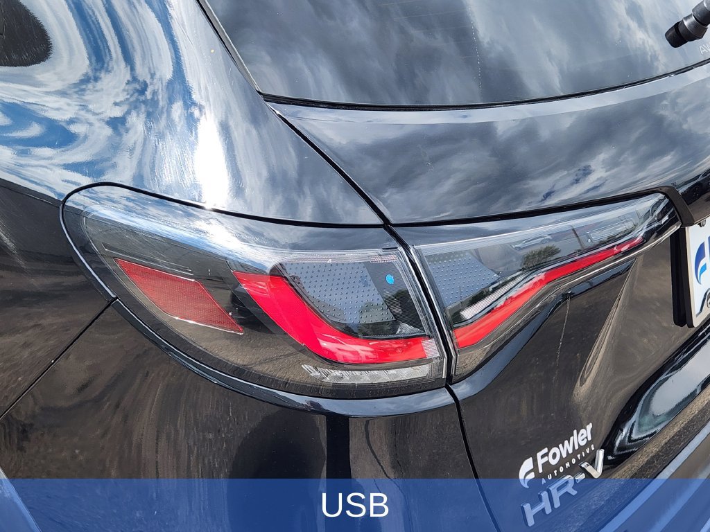 Used 2024 Honda HR-V Sport image 16