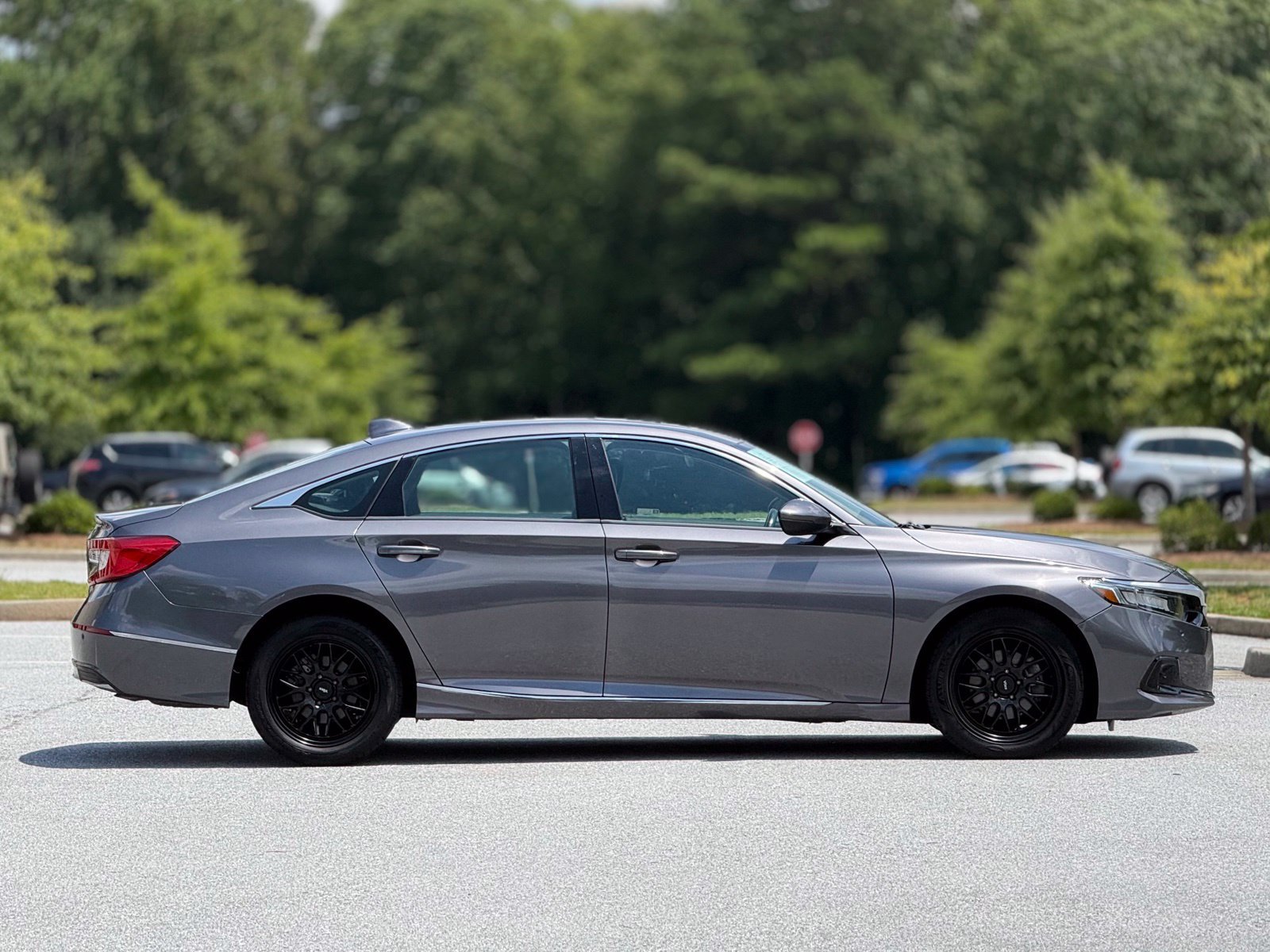 Used 2022 Honda Accord EX-L image 12