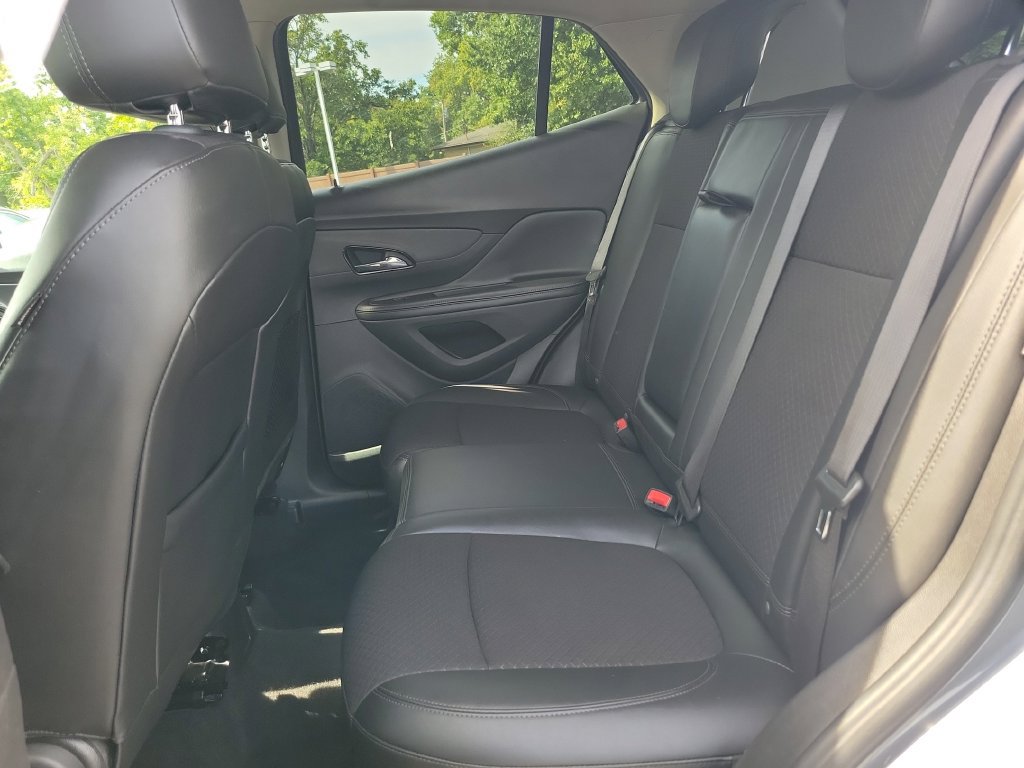 Used 2019 Buick Encore Sport Touring AWD/4WD image 15