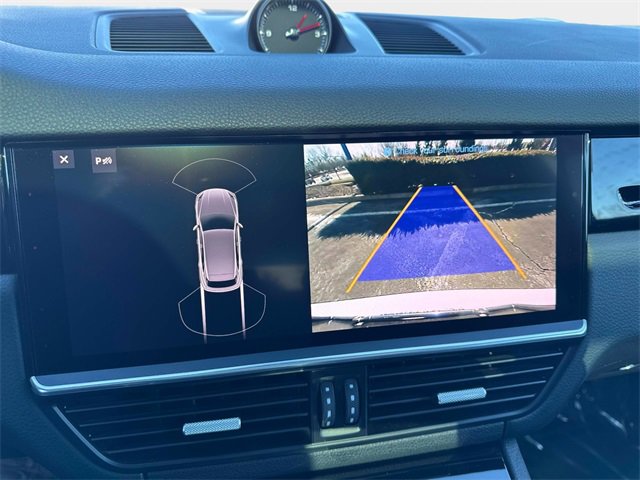 Used 2021 Porsche Cayenne image 21