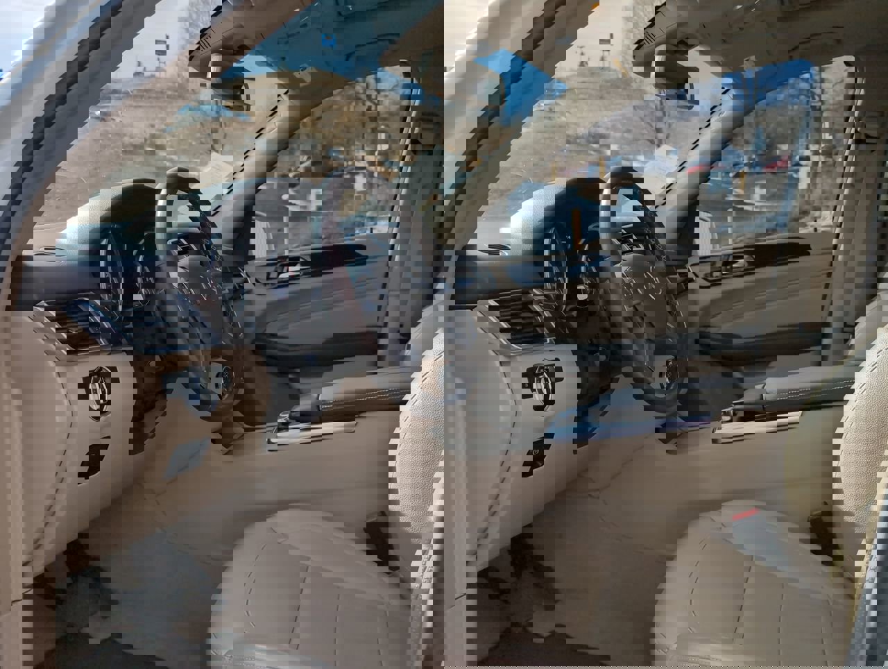 Used 2015 Mercedes-Benz ML 350 4MATIC image 10