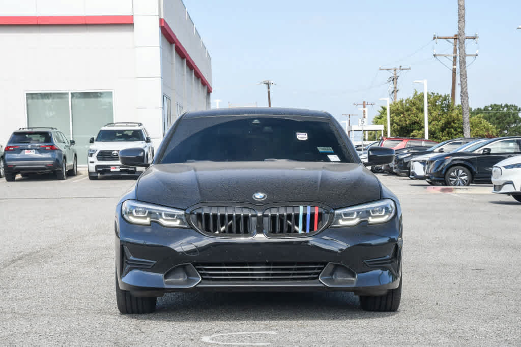 Used 2022 BMW 330i Sedan RWD image 2