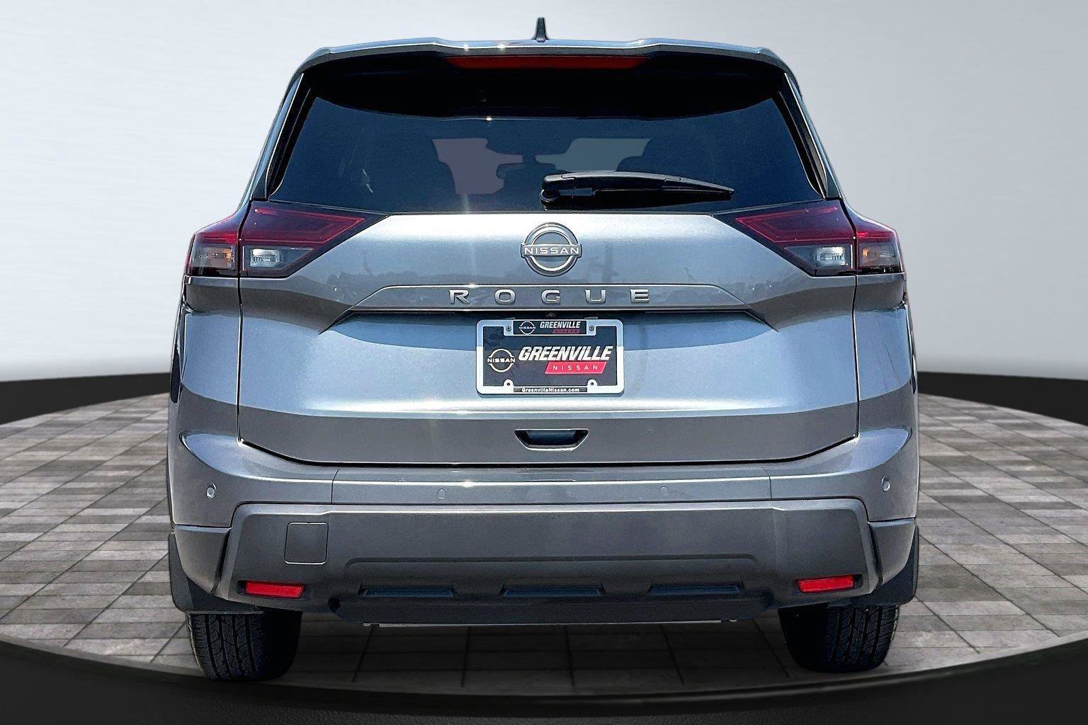 Certified 2025 Nissan Rogue S FWD image 5