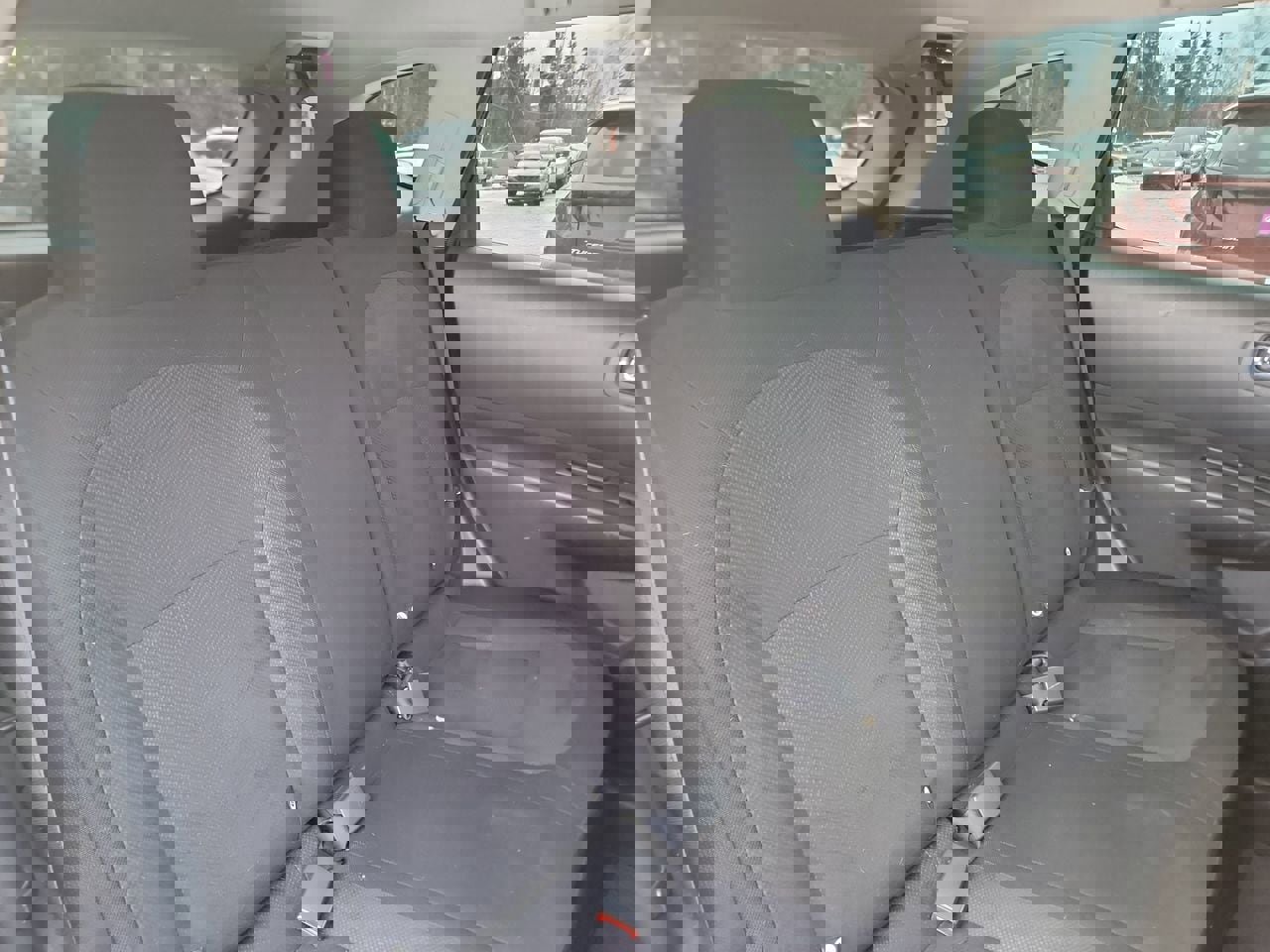 Used 2015 Nissan Rogue S image 20