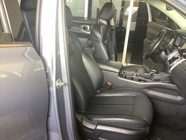 Used 2021 Kia Sorento S FWD image 14