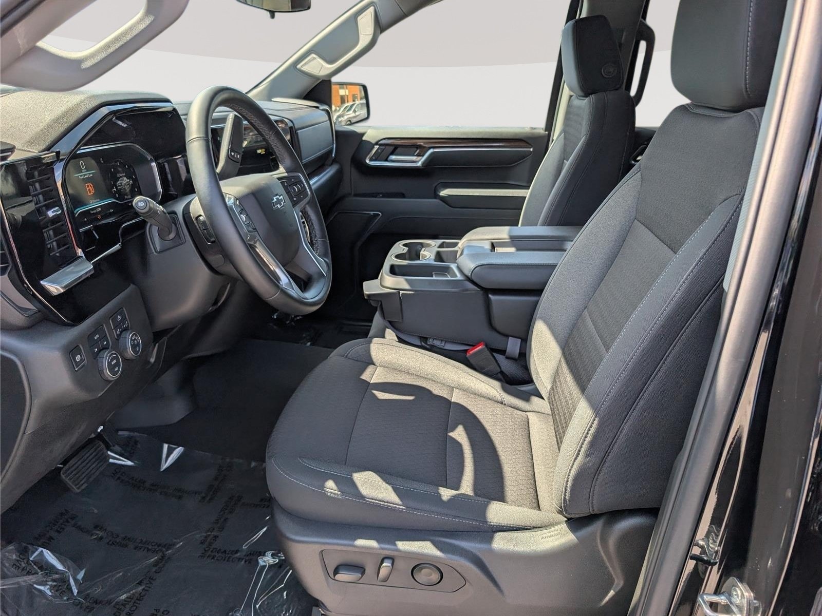 Used 2024 Chevrolet Silverado 1500 RST AWD/4WD image 16