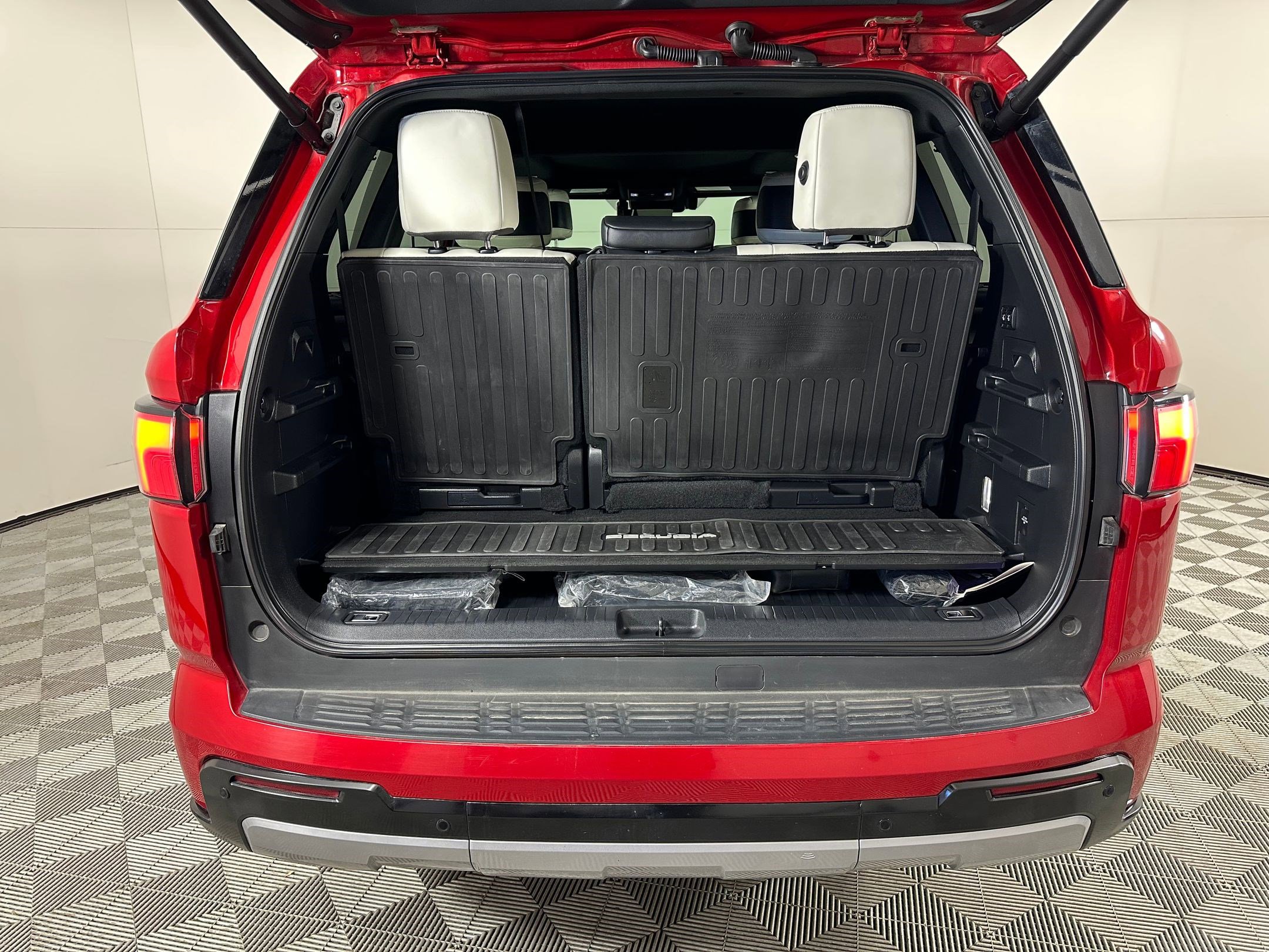 Used 2024 Toyota Sequoia Capstone image 31