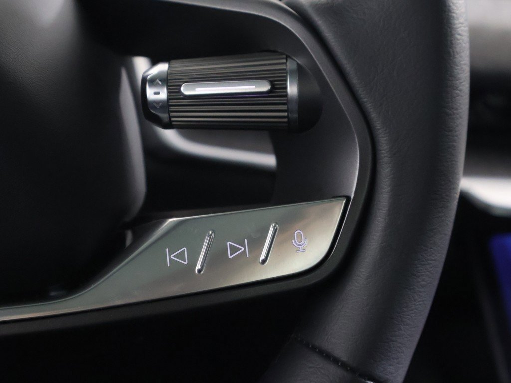 Used 2024 Lucid Air Touring image 44