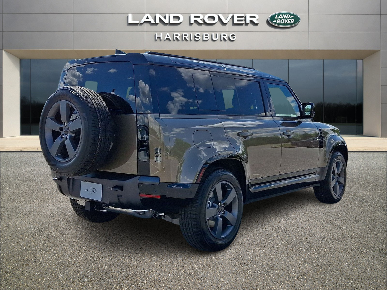 New 2026 Land Rover Defender 110 X-Dynamic SE AWD/4WD image 4