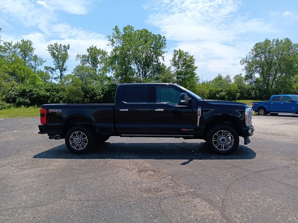 Used 2023 Ford F250 Limited w/ FX4 Off-Road Package AWD/4WD image 5