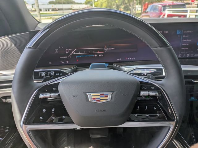 New 2026 Cadillac Escalade ESV Luxury w/ LPO, Radiant Package AWD/4WD image 34