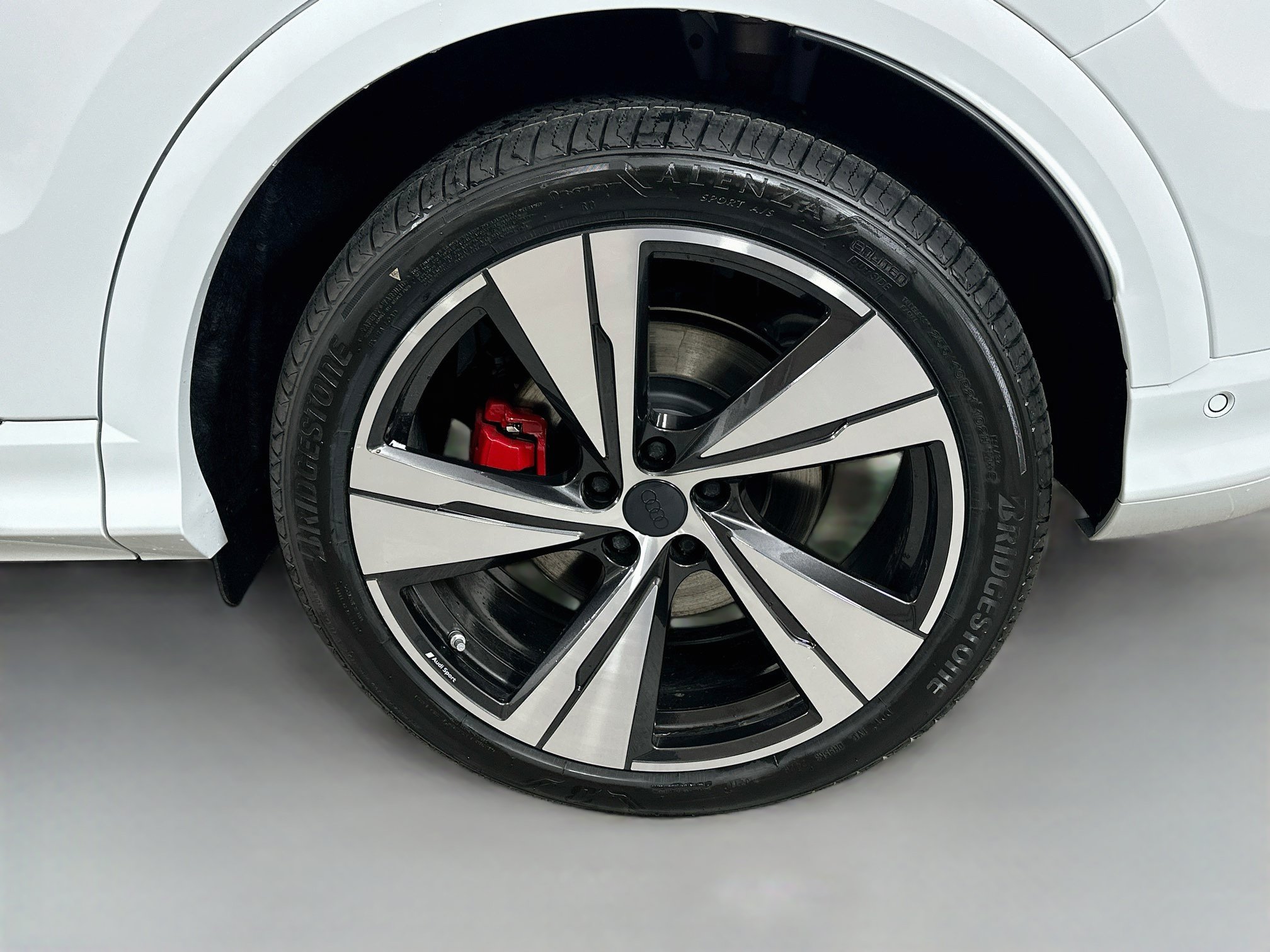 New 2026 Audi SQ5 Premium Plus AWD/4WD image 31