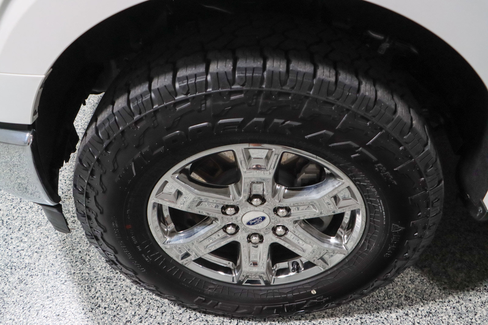 Used 2023 Ford F150 Lariat image 11