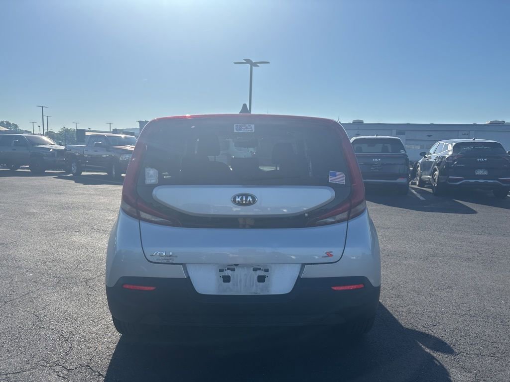 Used 2021 Kia Soul S FWD image 4
