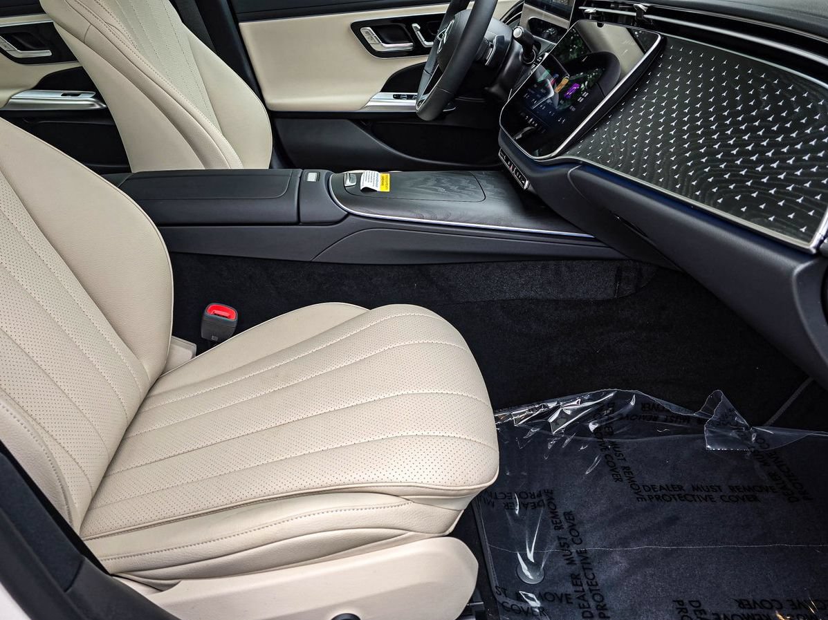 New 2026 Mercedes-Benz E 350 4MATIC Sedan image 37