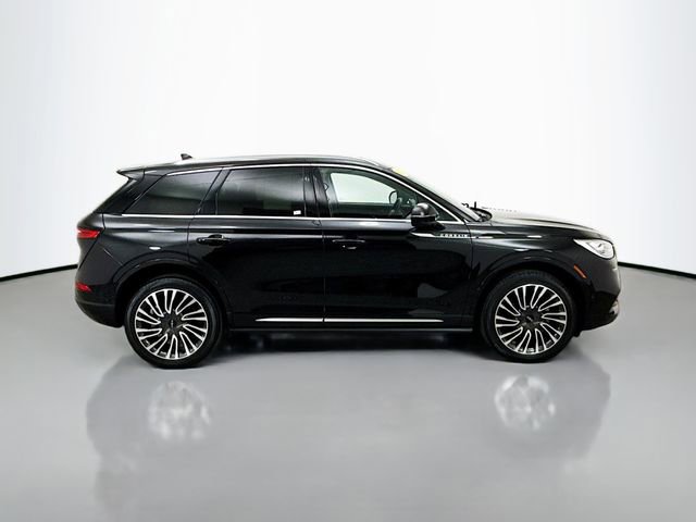 Used 2021 Lincoln Corsair Reserve w/ Equipment Group 201A image 8